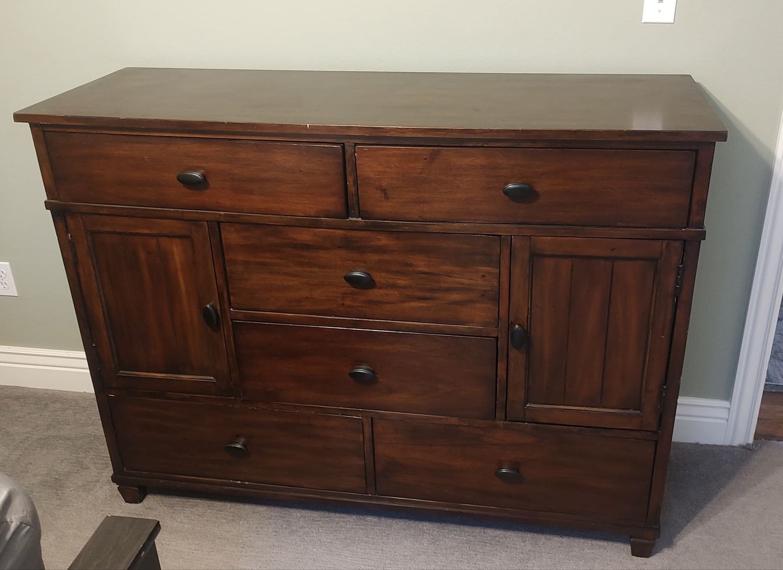 Wood dresser