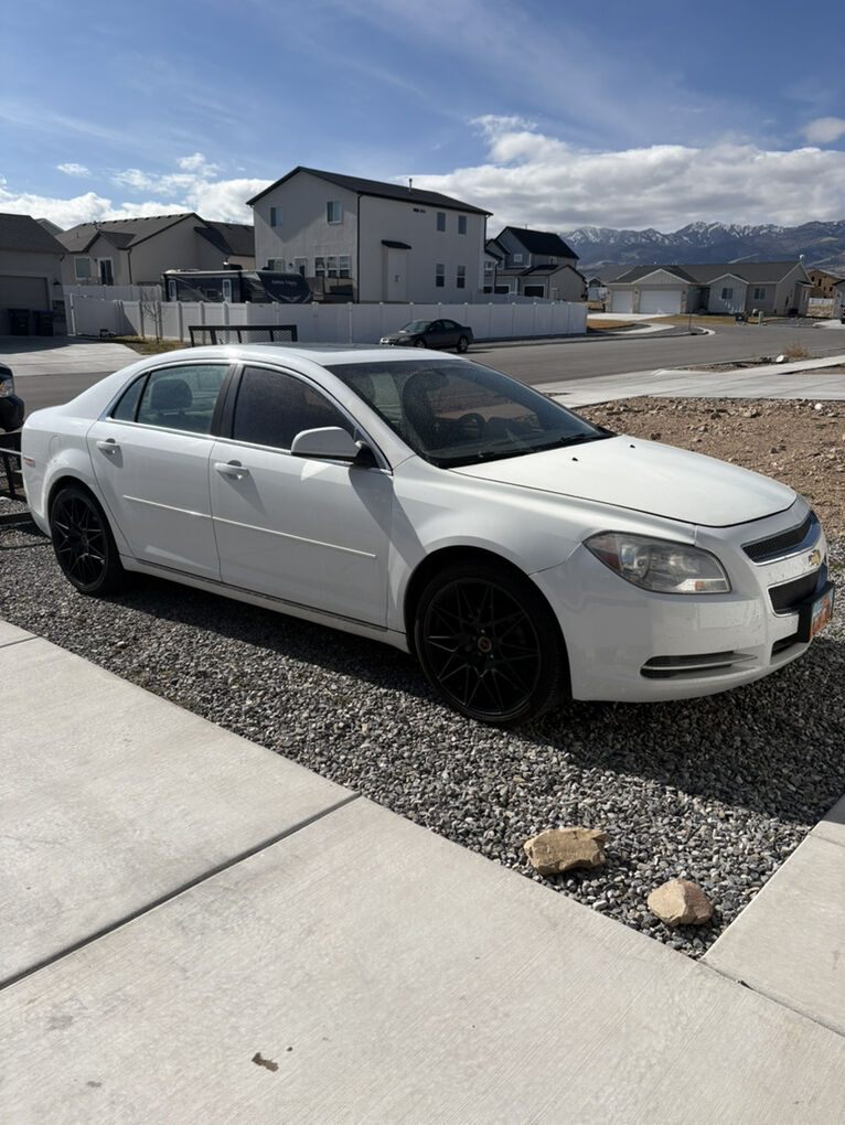 2011 CHEVROLET MALIBU LT