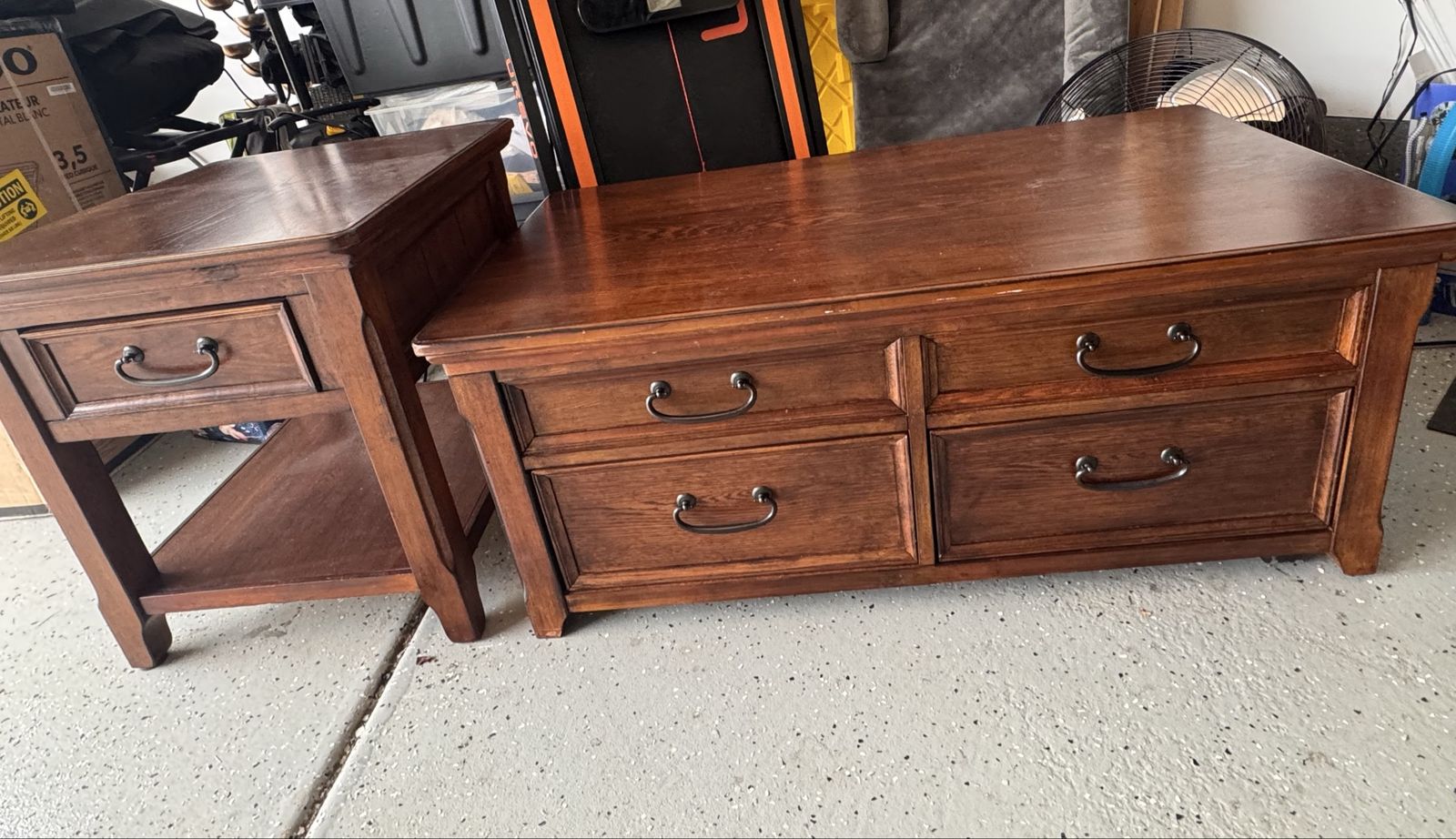 Coffee Table lift top & matching End Side Table