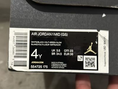 Jordan 1 Size 4y