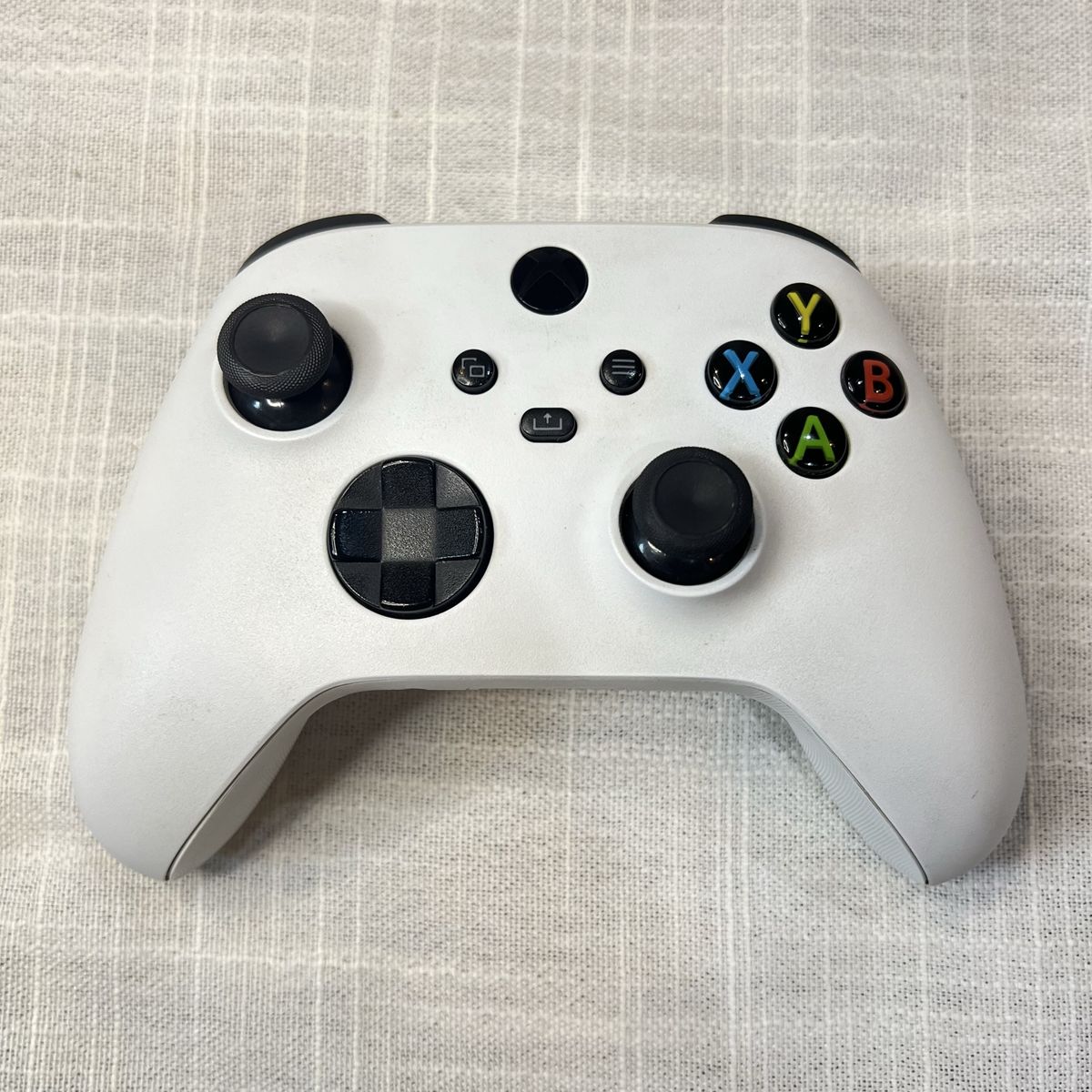 Official Microsoft Xbox Series X|S Wireless Controller Model 1914 - Robot White