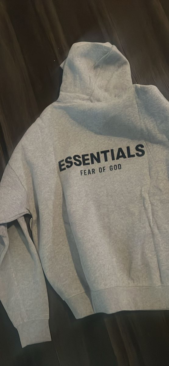 Essential hoodie
