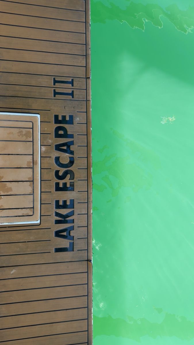 Main image 30