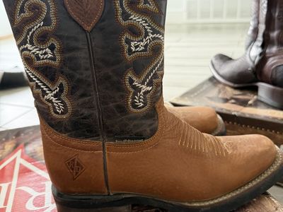 boots size 7