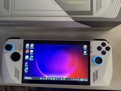 ASUS ROG Ally RC71L Handheld Gaming PC - AMD Z1, 512GB Storage, Lightly Used