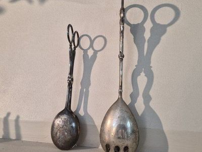 Vintage Silver Plated Tongs Set