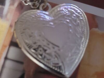 retro locket