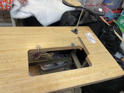 Industrial Sewing Machine Table - Sturdy Metal Frame & Laminate Top