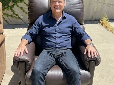 La-Z-Boy recliner chair leather or fabric like new