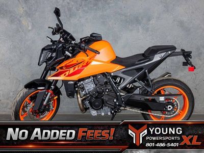 2024 KTM 990 Duke