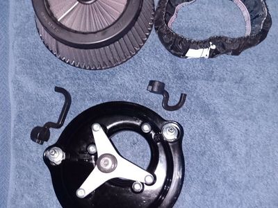 Screamin eagle High-Flow Air Cleaner Assembly with a K&N Rain Sock