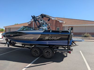 2016 Supreme S211 Wake Surf Boat
