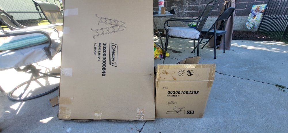pool ladder and filter brand new for colemen pool