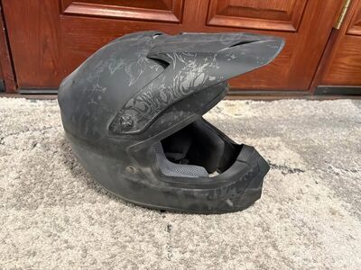 HJC CS-MX ll Motorcycle / Dirt Bike Helmet size Medium $100 cash/venmo in Draper