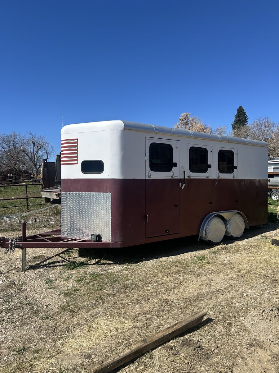 2021   3 horse slant / UTV side by side trailer