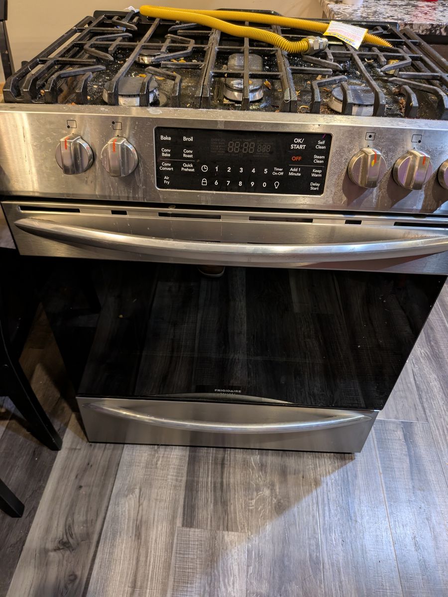 Frigidaire gas oven range