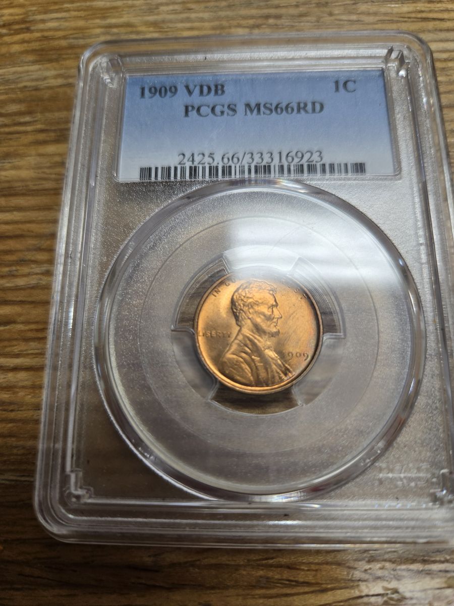 The penny experts coin show said best looking one they handled 1909 VDB Lincoln Wheat Cent PCGS MS66RD Graded Penny