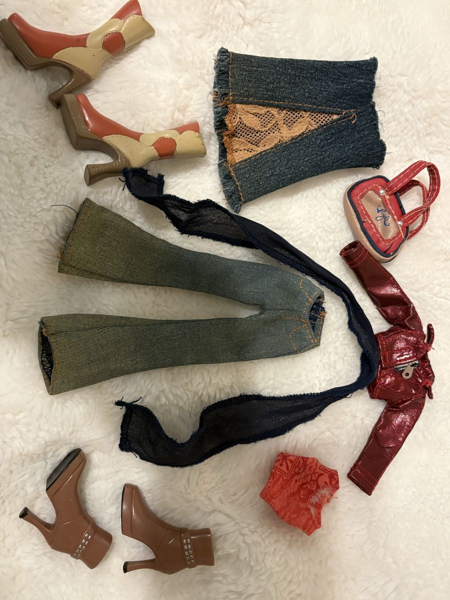 Main image 12