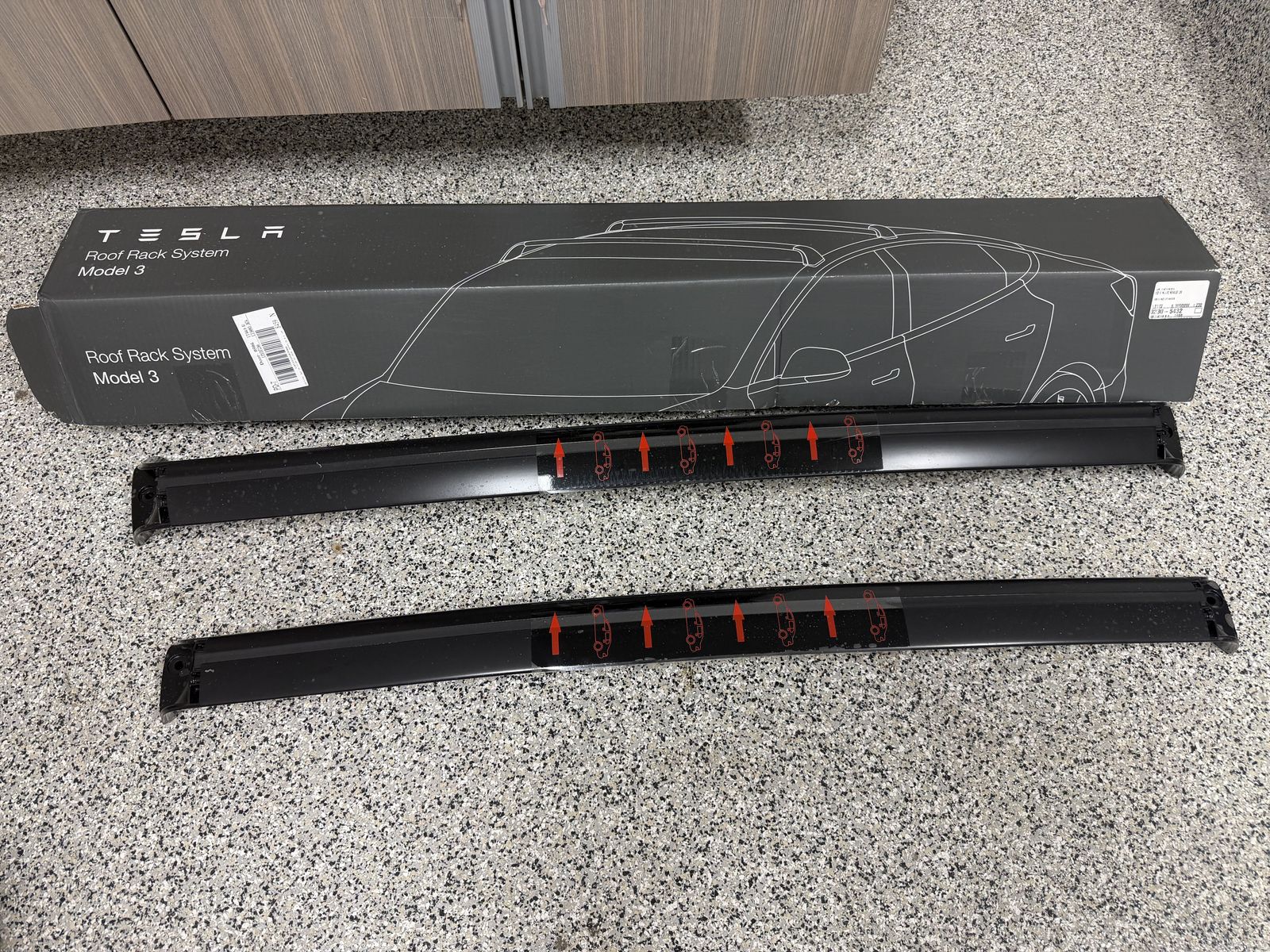 BRAND NEW Tesla Model 3 Roof Rack System