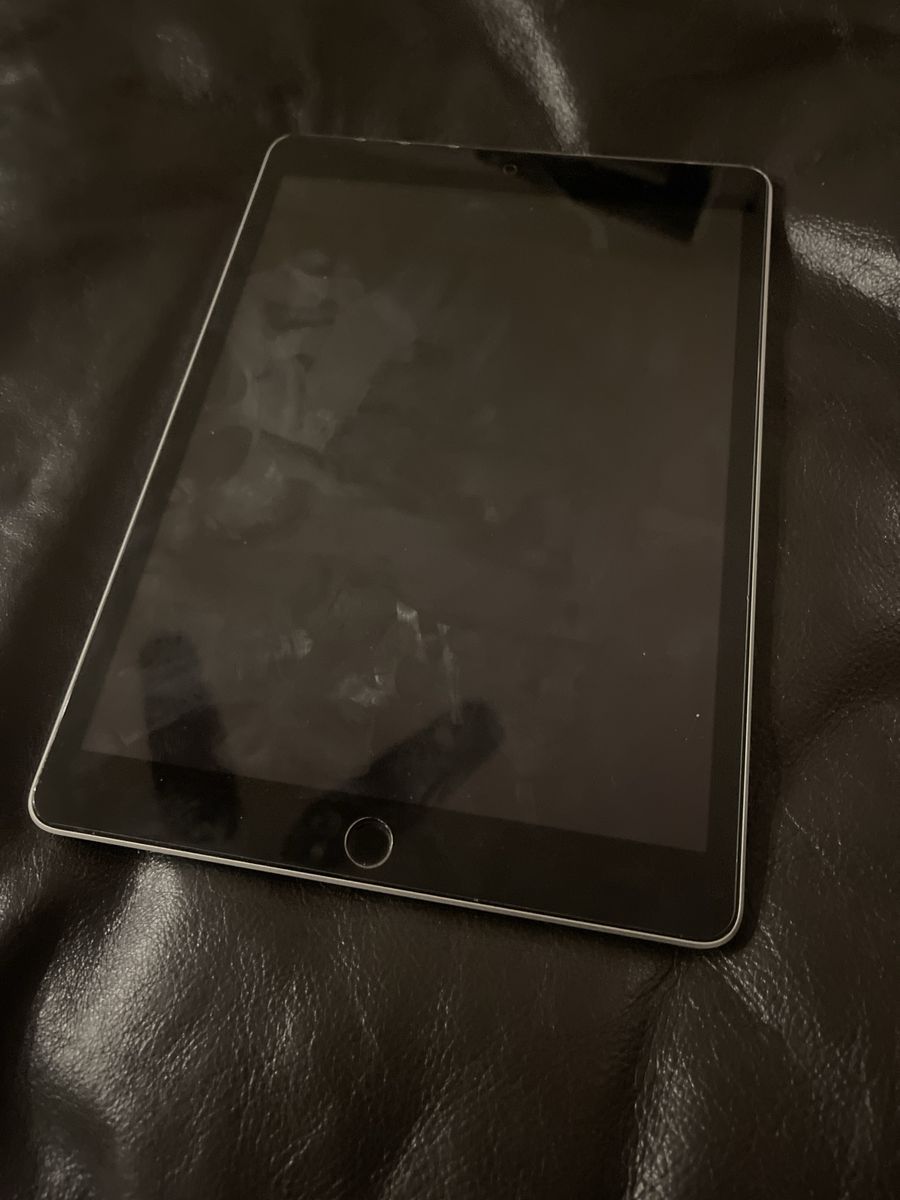 iPad 9th Generation 64GB 10 inch screen