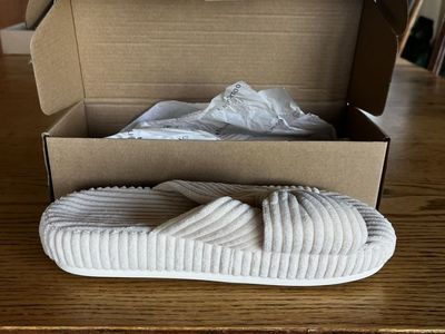 New! Women's Beige Corduroy Bow Slippers, Size EU 40-41 (US 9-10) Womens
