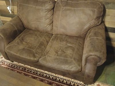 Love seat