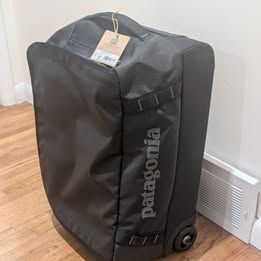 NEW Patagonia Black Hole Roller Duffel Black 40L