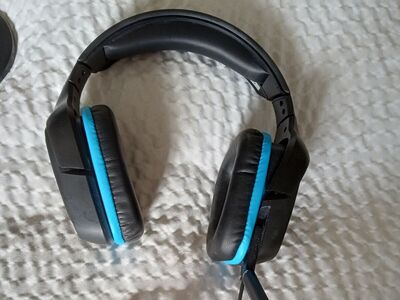Gaming surround sound headphones G432