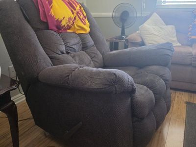 Ashley Furniture plush fabric electric message/heat/cool recliner