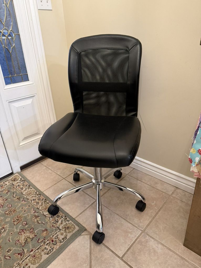 Black Office Chair Great Condition