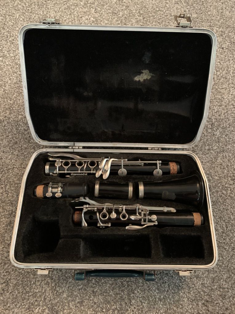 Bundy Clarinet In Playing Condition