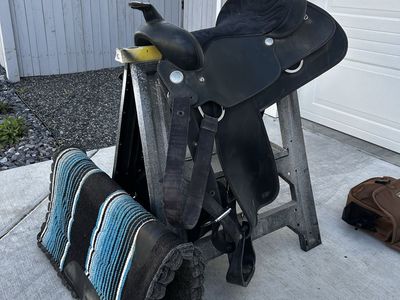 Black 16” Western Saddle