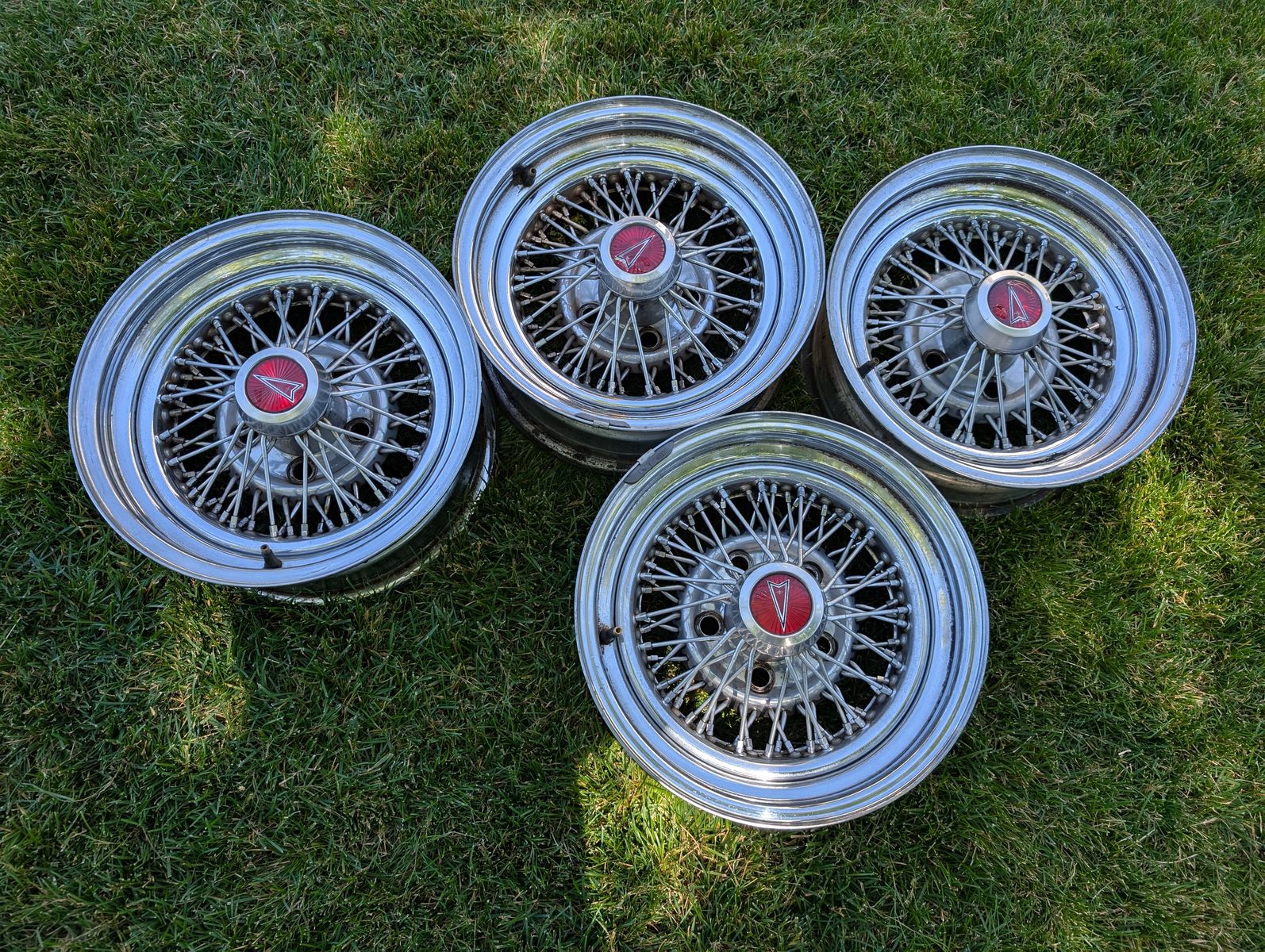 14" Pontiac Grand Prix Wire Wheels with Center Caps, for 1978-1980