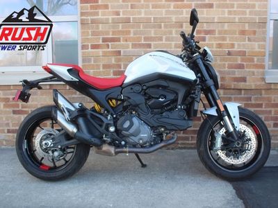 2025 DUCATI MONSTER PLUS