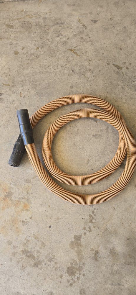 10 ft Ridgid Flexible Corrugated Shop Vacuum Hose with Black End Connector