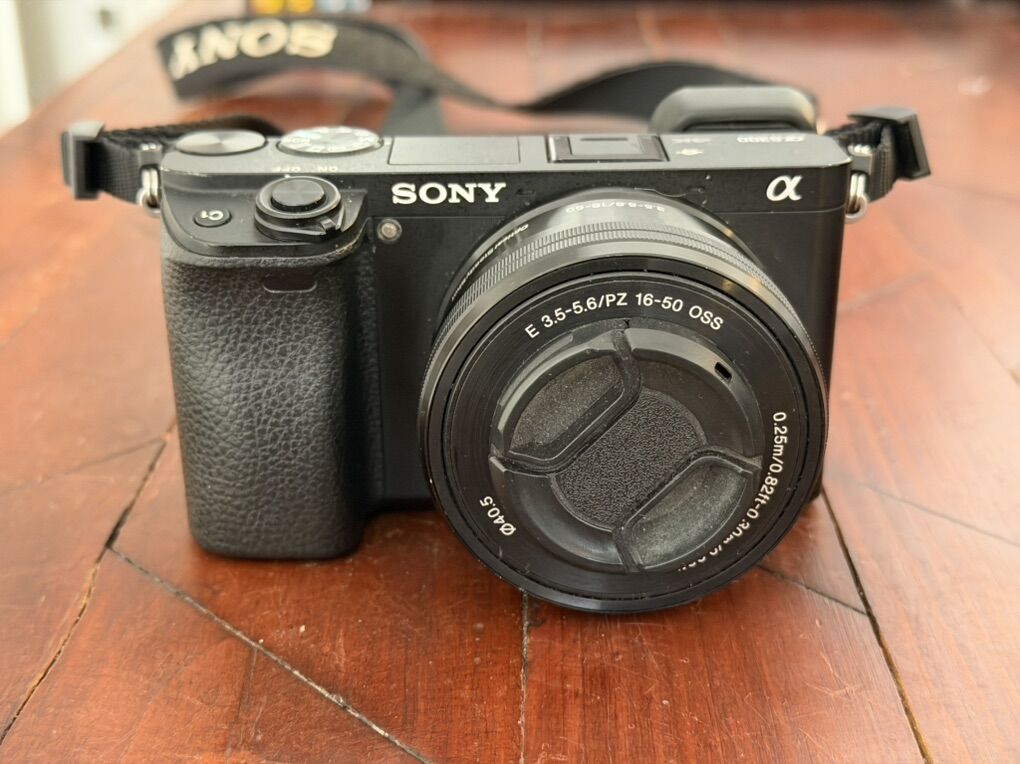 Sony a6300 and Sony16-50mm f/3.5-5.6