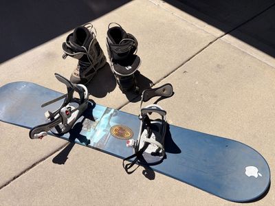 Zuma Wave 64-inch Snowboard with Bindings and Boots size 12