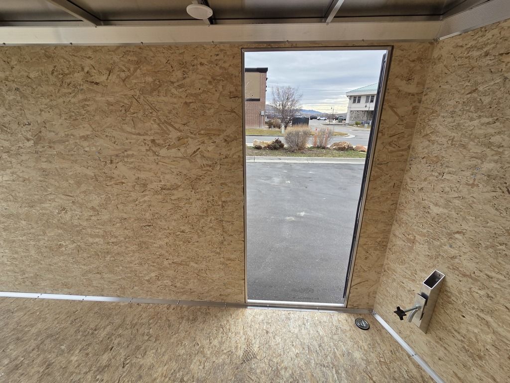 Main image 30