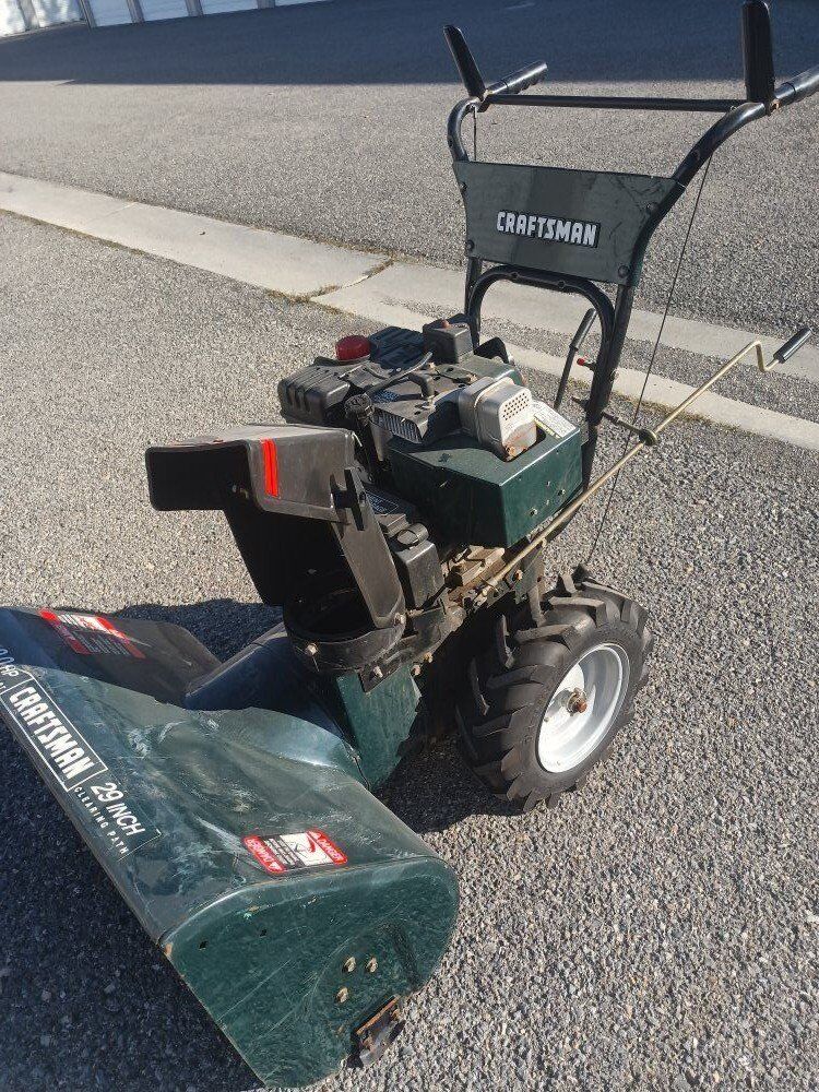 craftsman snow blower runs
