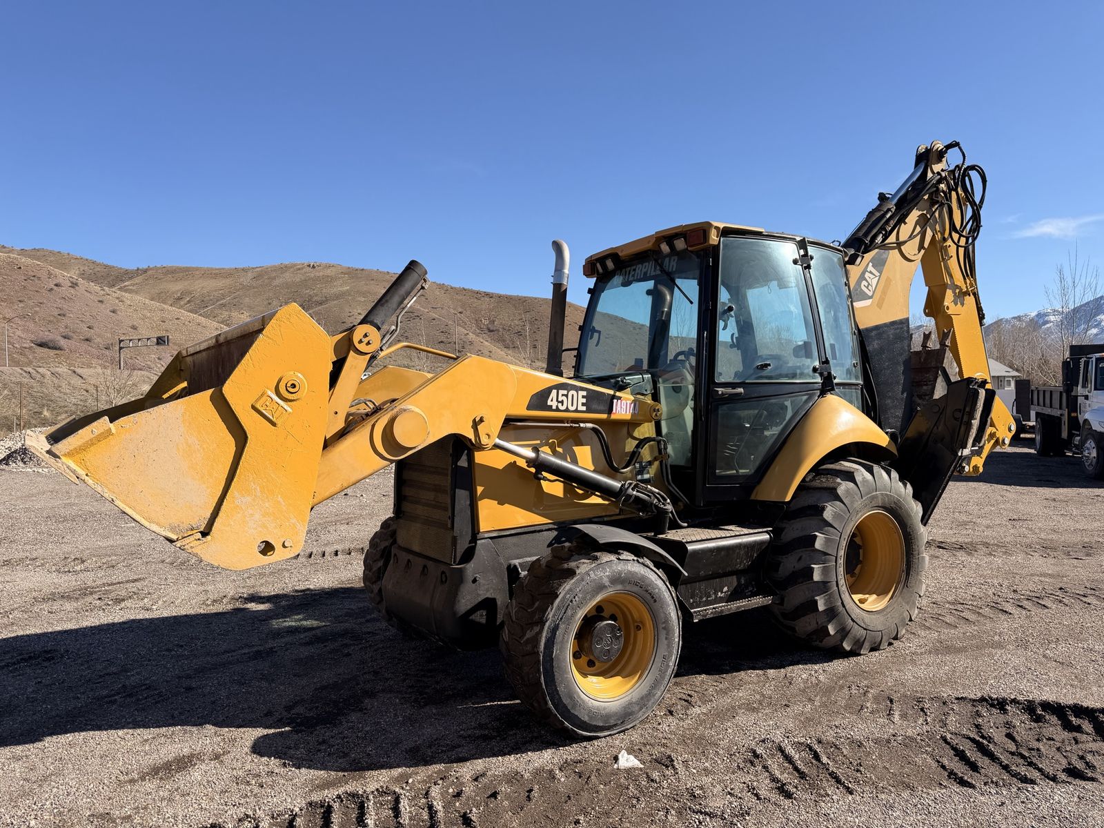 Caterpillar 450E Backhoe