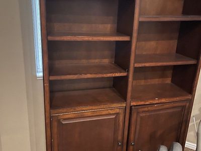 Bookshelf with Cupboards on Bottom