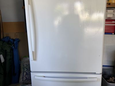 Whirlpool Bottom Freezer Refrigerator White