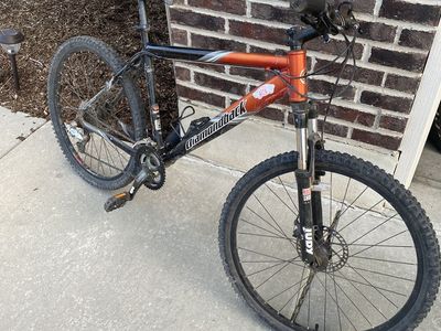 Mens Mountain Bike-Diamondback