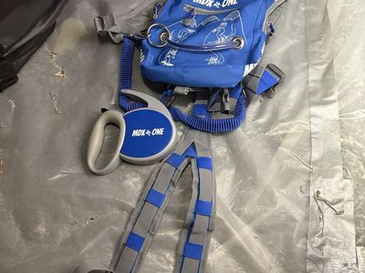 MDX ONE Child/Kids Ski Snowboard Harness Backpack & Retractable Leash Blue/Gray