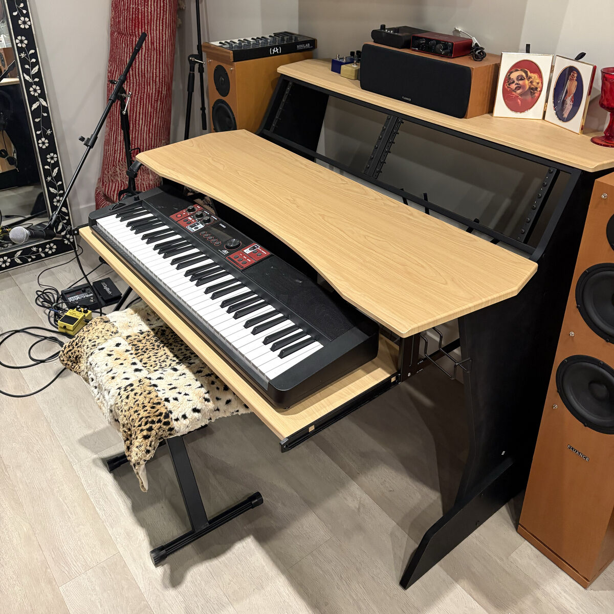 Music Production Desk (perfect Condition)