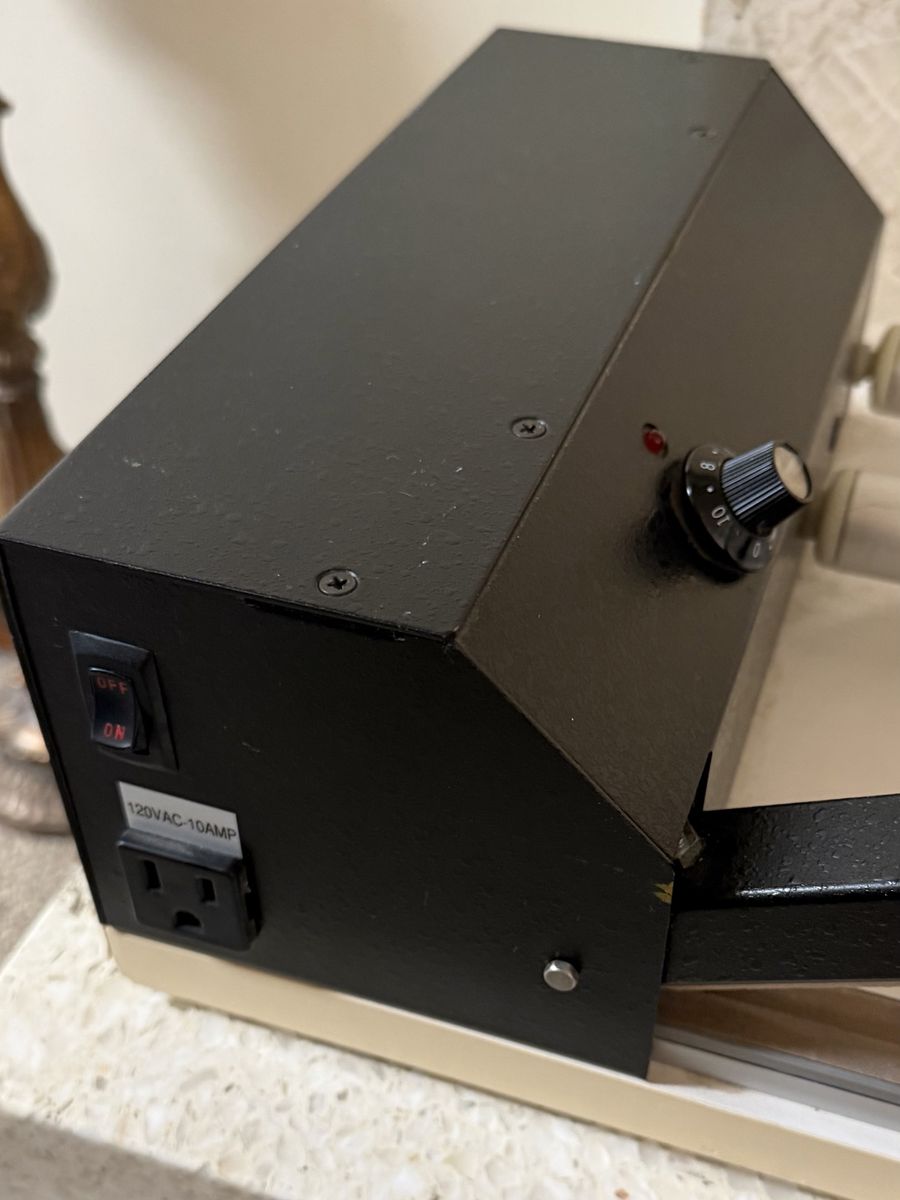 Main image 4