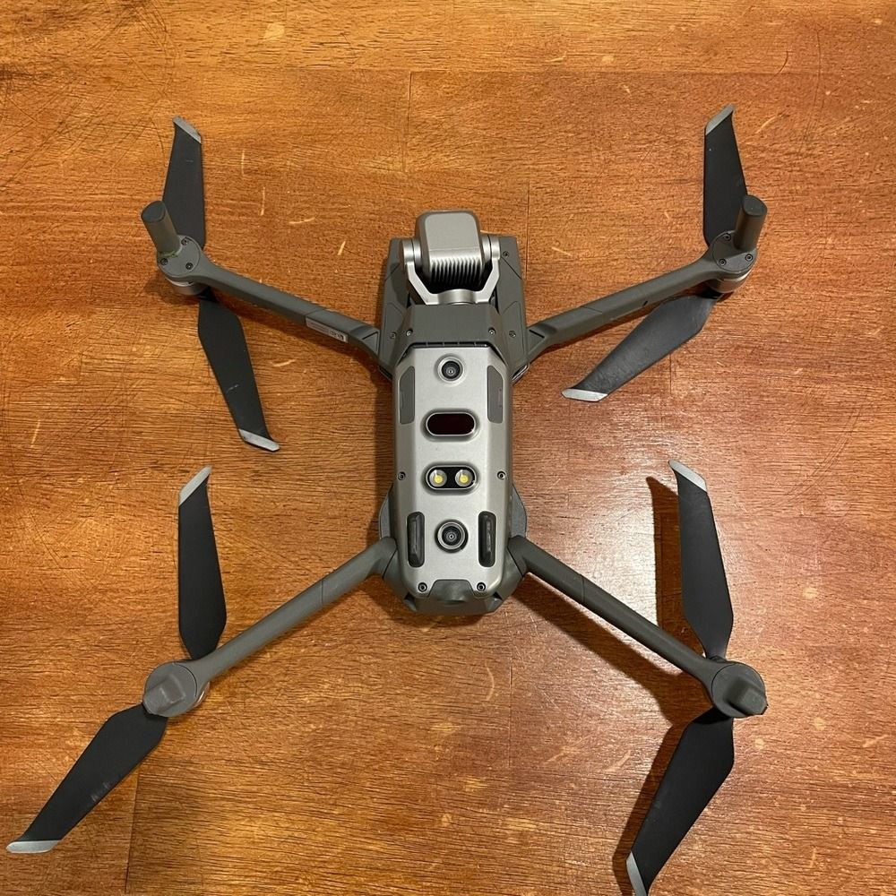 Main image 6