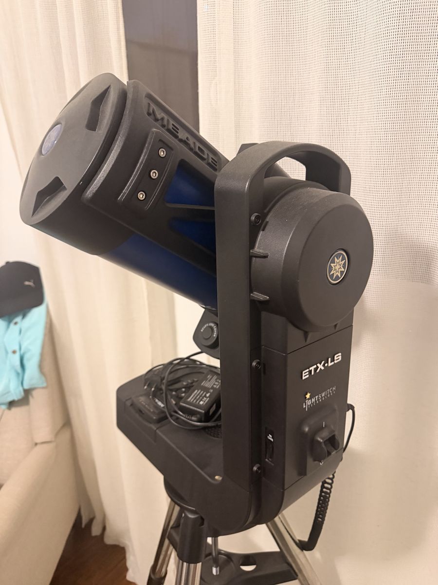 Meade ETX-LS LightSwitch Computerized Telescope with Tripod
