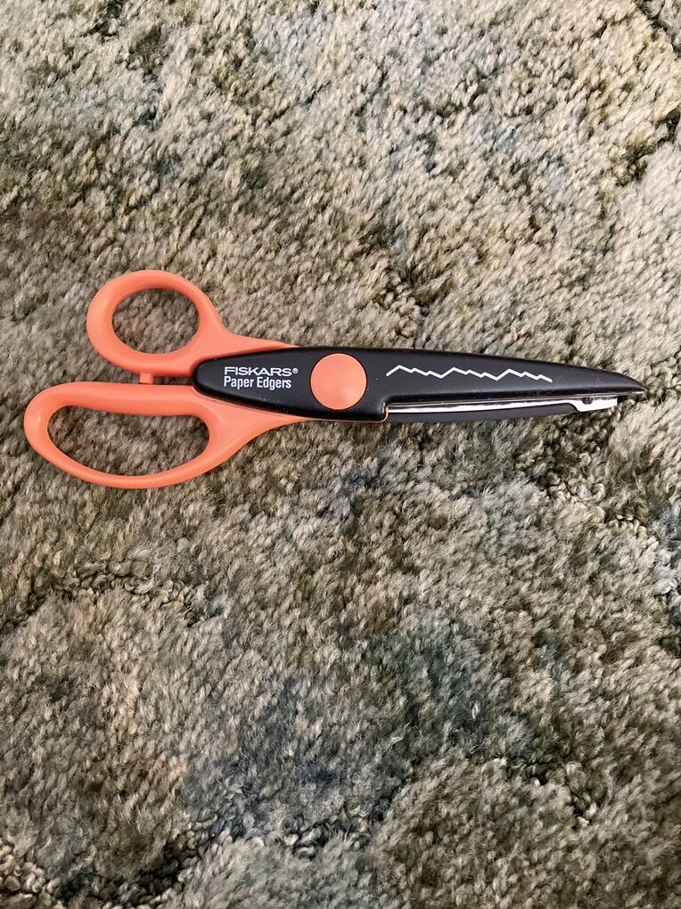 Fiskars Paper Edge Sissors