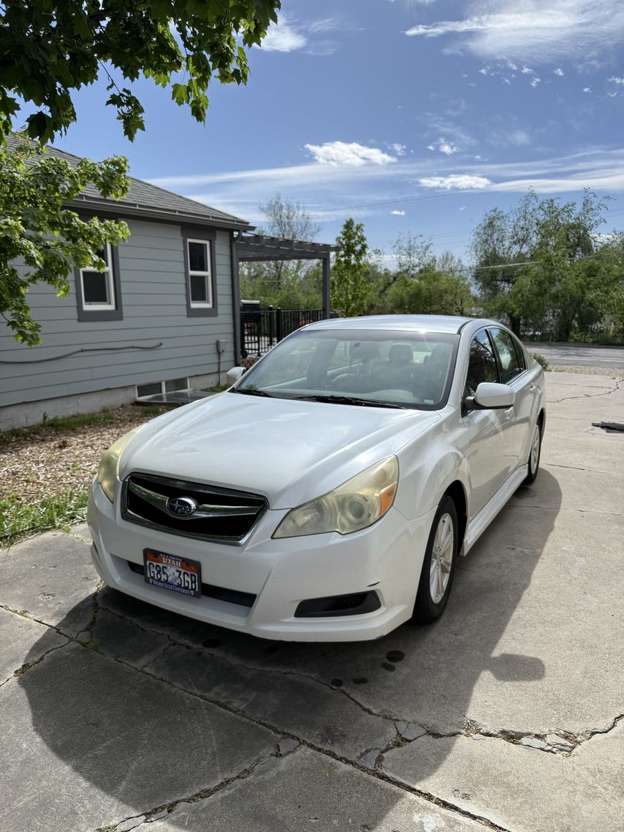 2010 Subaru Legacy 
